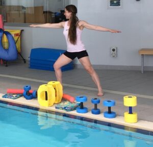 aqua class fitness trainer